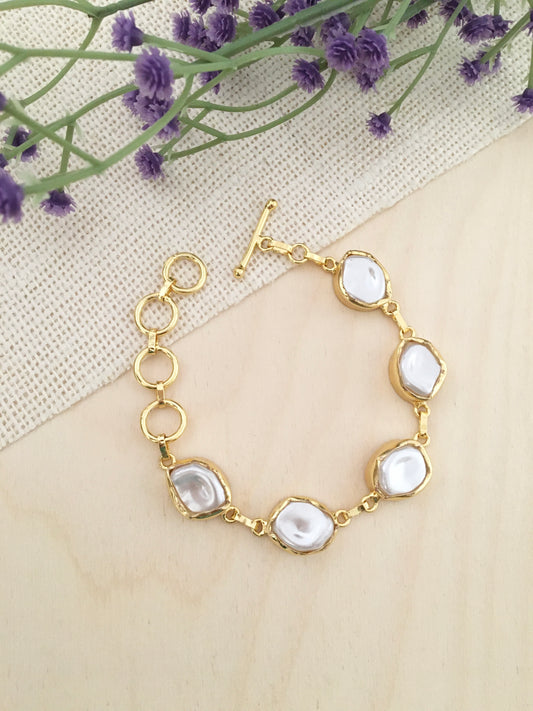 Organic Pearl-Shaped  Bracelet