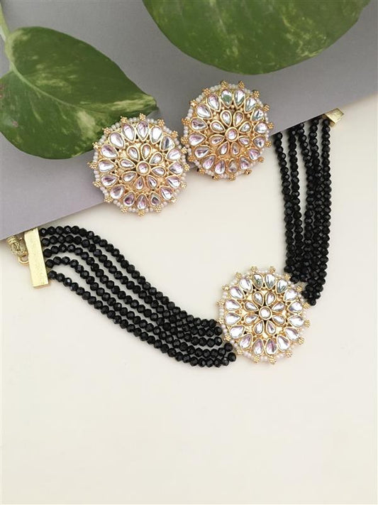 Kundan Pearl Necklace Set