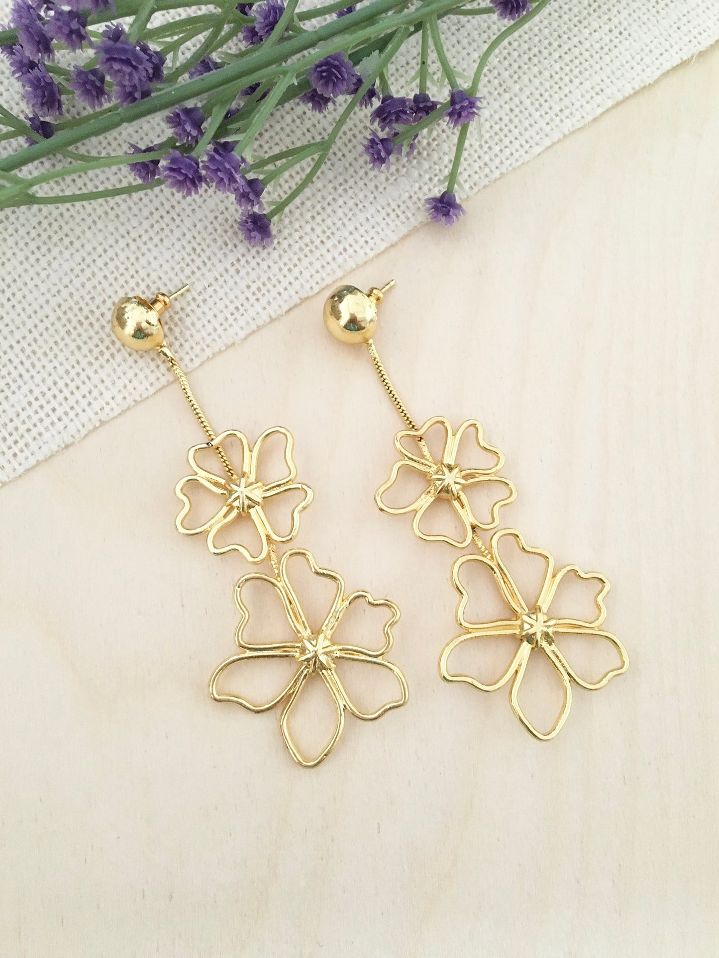 Double Floral Outline  Earrings