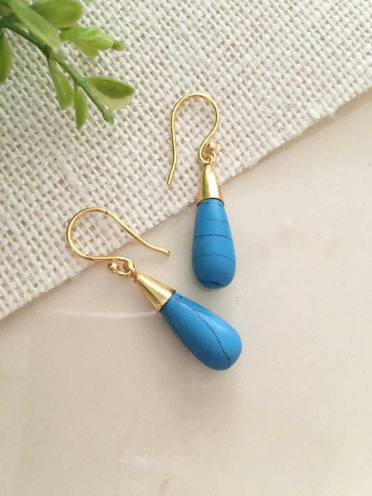 Elegant Teardrop Stone Dangle Earrings – Gold Finish