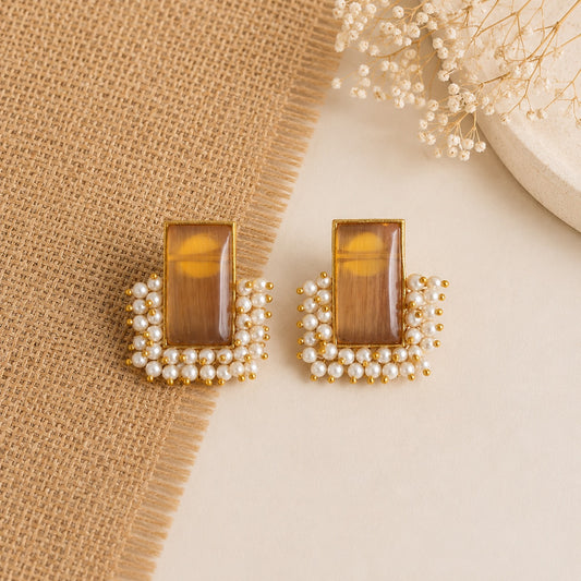 Hirya Frame Stud Earrings