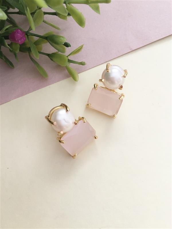Golden Cut Stone Pearl Stud Earring
