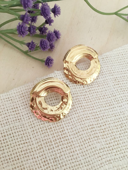 Hammered Gold Round Earrings