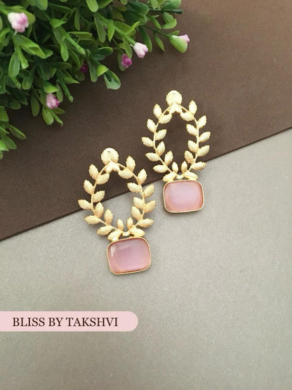 Golden Textured Leaf Earring