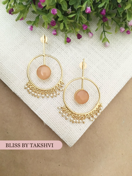 Nisha Round Pendulum Pearl Earring