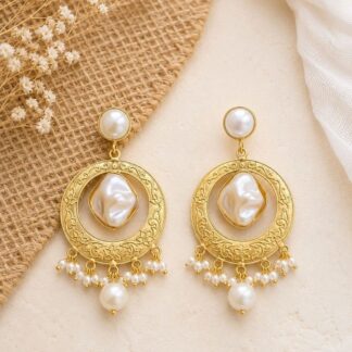 Circular Drop Earrings – Off White