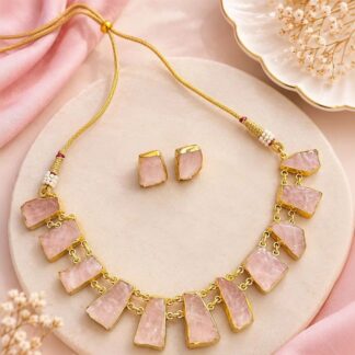 Brass-Plated Necklace – Pink